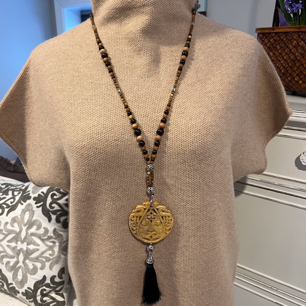 Hand-made Carved Jade Necklace